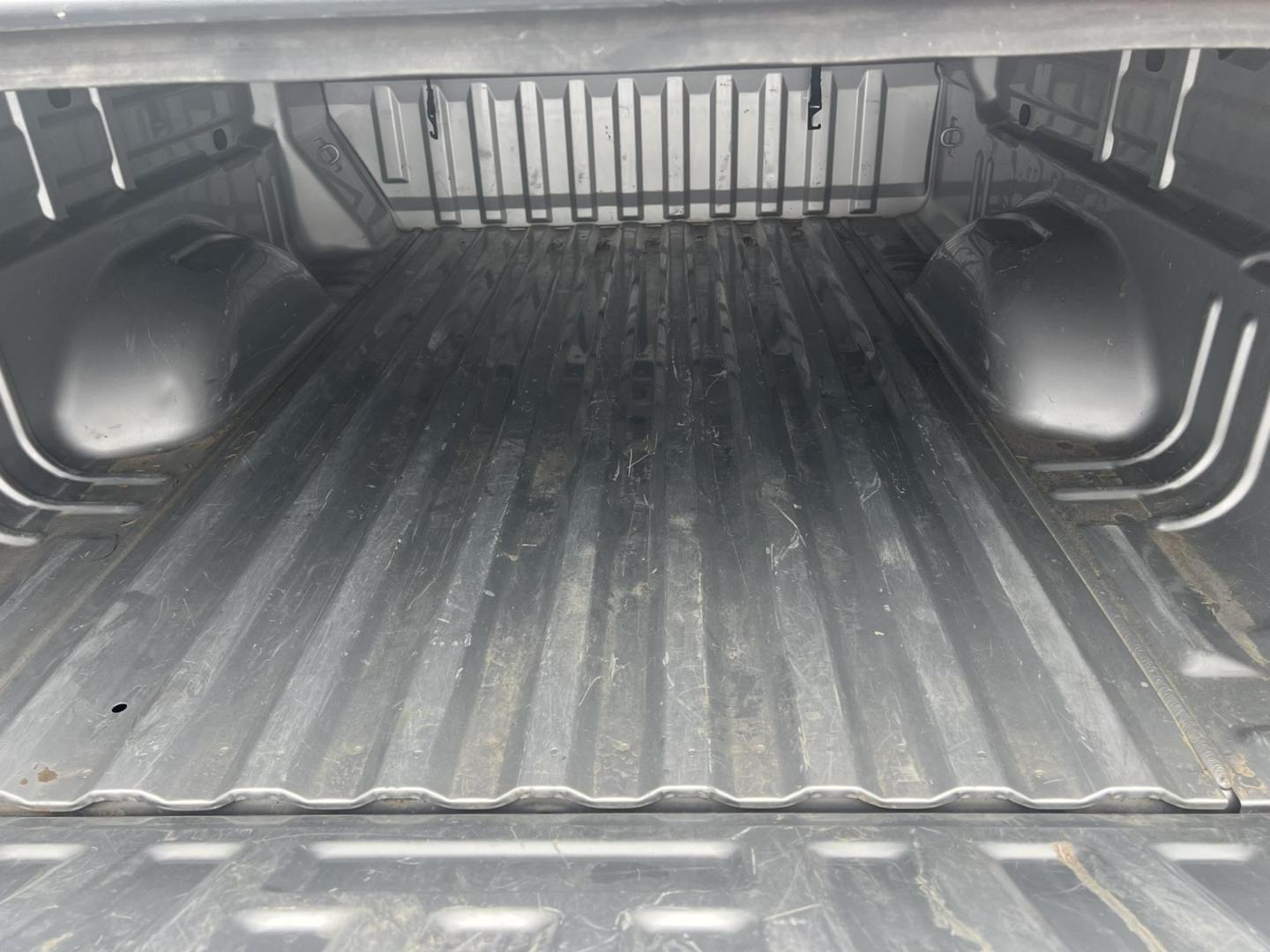 2018 SILVER /Black Chevrolet Colorado Z71 Crew Cab 4WD Short Box (1GCGTDEN8J1) with an 3.6L V6 DOHC 24V GAS engine, 6A transmission, located at 116 5th Avenue South, Lewistown, MT, 59457, 47.063877, -109.427879 - Call it the Swiss Army Truck: The Colorado can do everything from off-road exploring and hefty towing to running school carpools. Highly configurable and aptly skilled, it offers a trim for every occasion as well as the rugged-and-ready ZR2. It can tow a class-leading 7700 pounds with the optional d - Photo#2