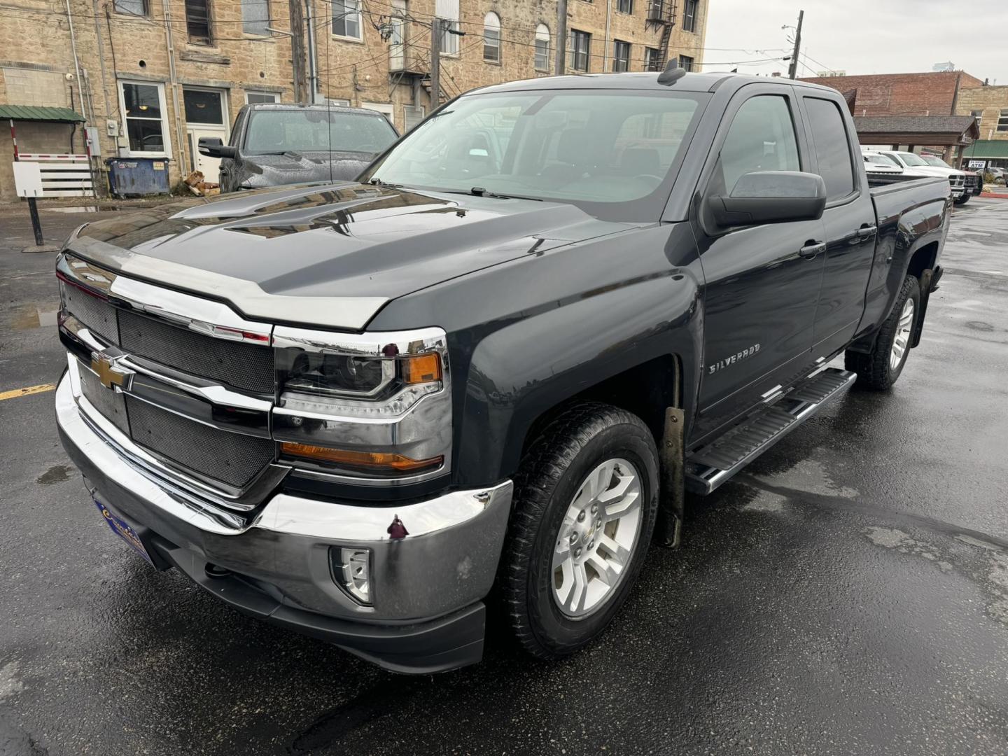 2018 Charcoal /Grey Chevrolet Silverado 1500 LT Double Cab 4WD (1GCVKREC5JZ) with an 5.3L V8 OHV 16V engine, 6A transmission, located at 116 5th Avenue South, Lewistown, MT, 59457, 47.063877, -109.427879 - Photo#6