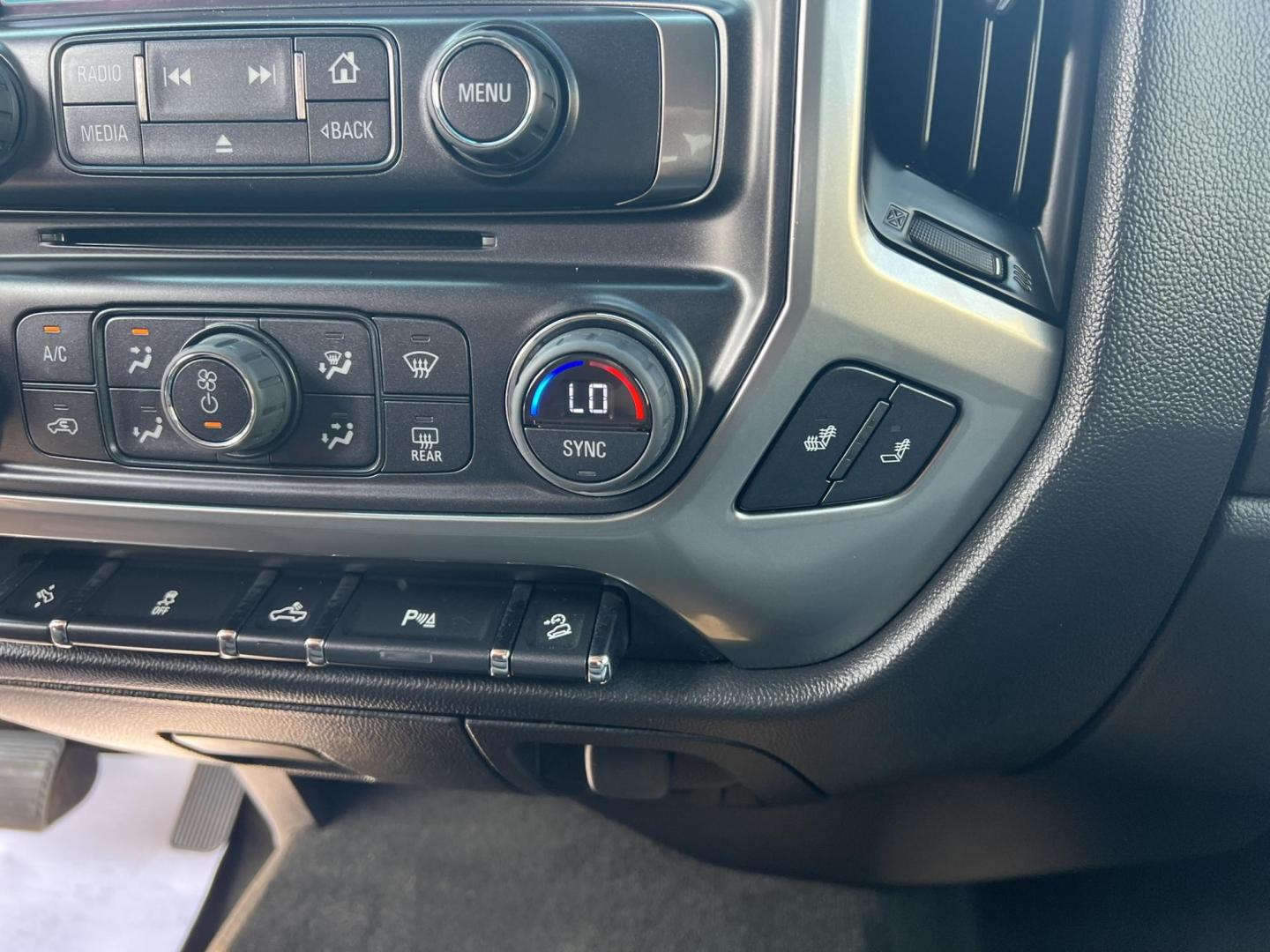 2015 Blue /Grey Chevrolet Silverado 1500 LT Double Cab 4WD (1GCVKREC0FZ) with an 5.3L V8 OHV 16V engine, 6-Speed Automatic transmission, located at 116 5th Avenue South, Lewistown, MT, 59457, 47.063877, -109.427879 - Clean, One Owner Car Fax on this 2015 Chevrolet Silverado 1500 LT Double Cab 4WD! Well equipped and well maintained with service records in house! - Photo#17