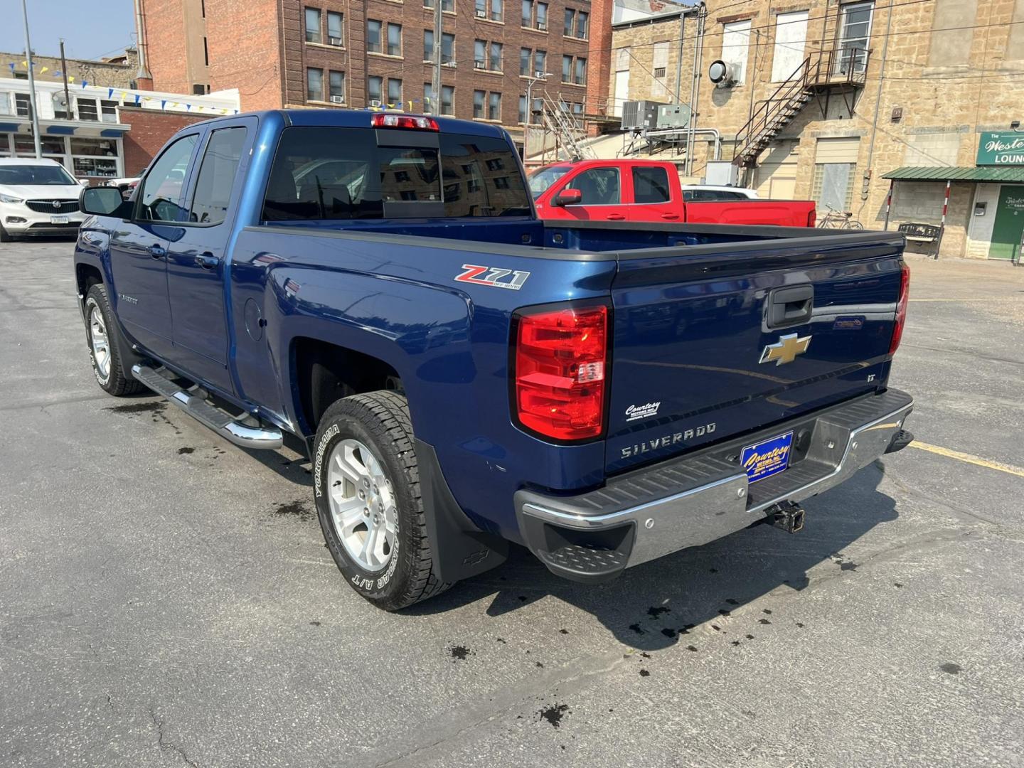 2015 Blue /Grey Chevrolet Silverado 1500 LT Double Cab 4WD (1GCVKREC0FZ) with an 5.3L V8 OHV 16V engine, 6-Speed Automatic transmission, located at 116 5th Avenue South, Lewistown, MT, 59457, 47.063877, -109.427879 - Clean, One Owner Car Fax on this 2015 Chevrolet Silverado 1500 LT Double Cab 4WD! Well equipped and well maintained with service records in house! - Photo#5