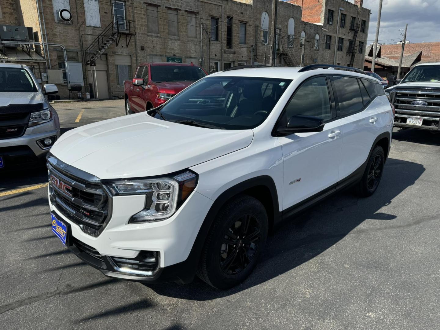 2023 WHITE /Grey GMC Terrain AT4 (3GKALYEG2PL) with an 1.5L I-4 DI DOHC T/C engine, Automatic transmission, located at 116 5th Avenue South, Lewistown, MT, 59457, 47.063877, -109.427879 - Introducing the 2023 GMC Terrain AT4 AWD - the perfect blend of rugged capability and refined comfort. Built to tackle any terrain with confidence, this SUV is designed to elevate your driving experience. Equipped with all-wheel drive, the Terrain AT4 is ready to take on challenging road conditio - Photo#0