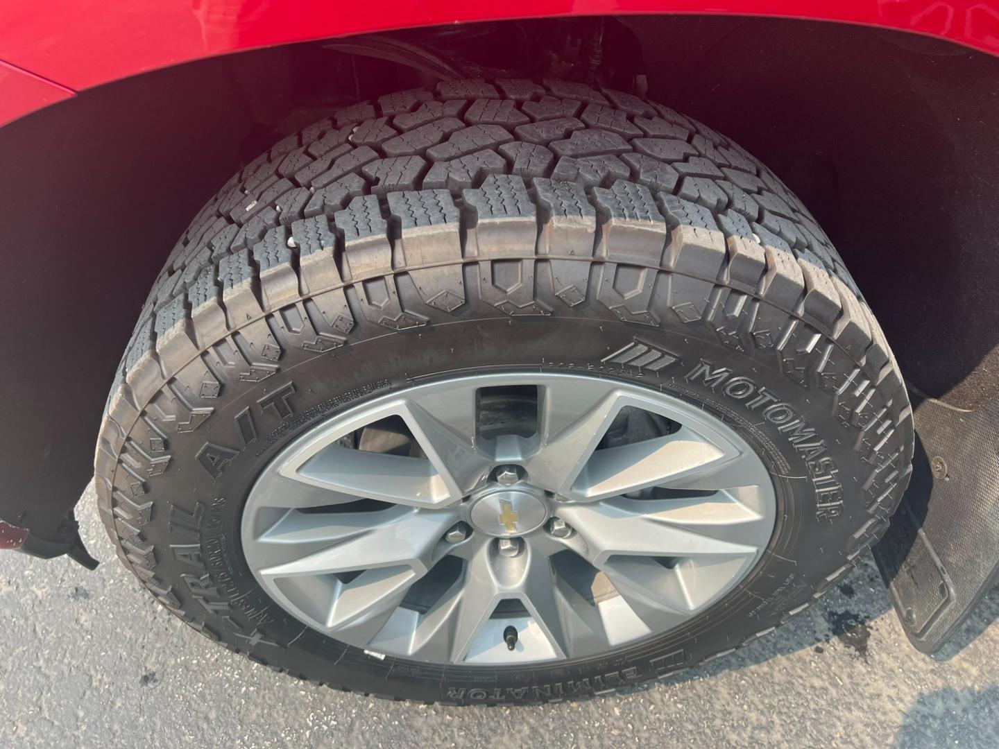 2021 Maroon /Black Chevrolet Silverado 1500 High Country (1GCUYHELXMZ) with an 6.2L DI V8 engine, Automatic transmission, located at 116 5th Avenue South, Lewistown, MT, 59457, 47.063877, -109.427879 - Discover the luxury and power of the 2021 Chevrolet Silverado 1500 Crew Cab High Country 4WD. This exceptional truck combines sophisticated design with robust performance, featuring: Luxurious leather-appointed interior with heated and ventilated front seats Advanced 4WD system for superior trac - Photo#24