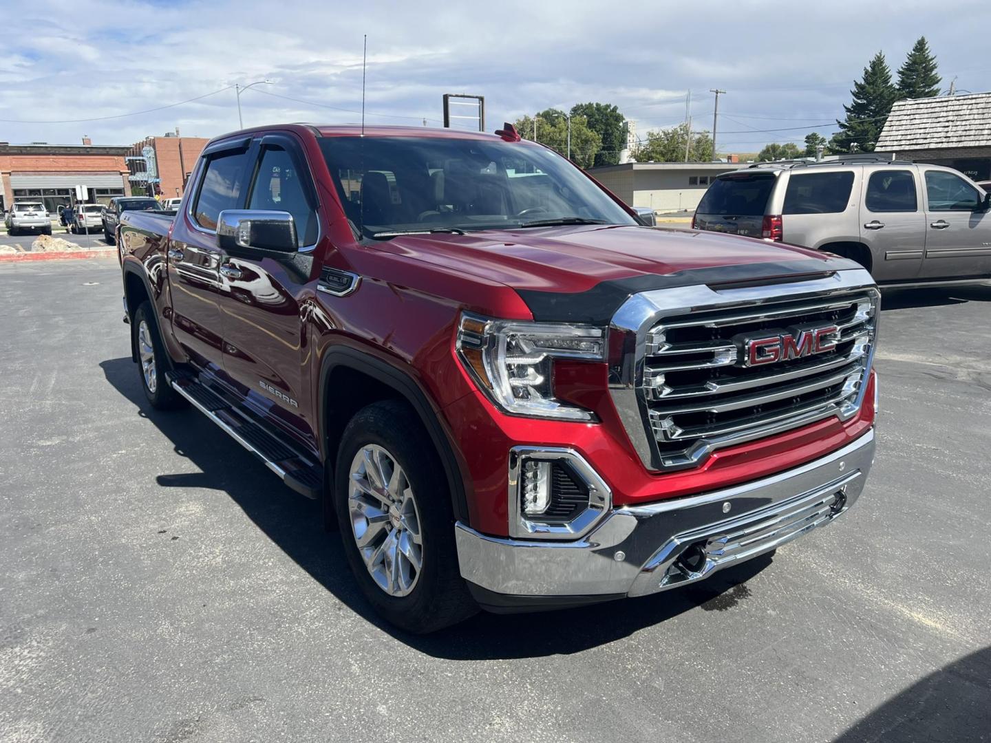 2020 /Black GMC Sierra 1500 SLT Crew Cab Short Box 4WD (1GTU9DED6LZ) with an 5.3L V8 OHV 16V engine, 6A transmission, located at 116 5th Avenue South, Lewistown, MT, 59457, 47.063877, -109.427879 - Photo#0