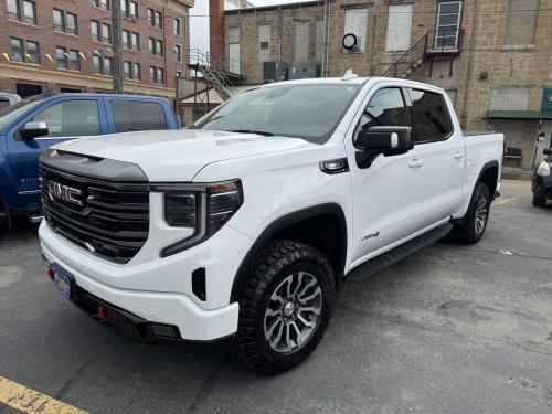 2022 GMC Sierra 1500 AT4 Crew Cab 4WD