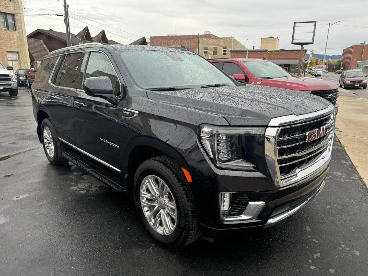 2023 Titanium /Black GMC Yukon SLT 4WD (1GKS2BKD0PR) with an 5.3L V8 OHV 16V FFV engine, 10A transmission, located at 116 5th Avenue South, Lewistown, MT, 59457, 47.063877, -109.427879 - Discover luxury and capability with the 2023 GMC Yukon SLT 4WD. Designed for those who demand more from their SUV, the Yukon SLT offers a commanding presence on the road, backed by a powerful 4WD system that handles any terrain with ease. Inside, you'll find premium materials, advanced technology, a - Photo#0