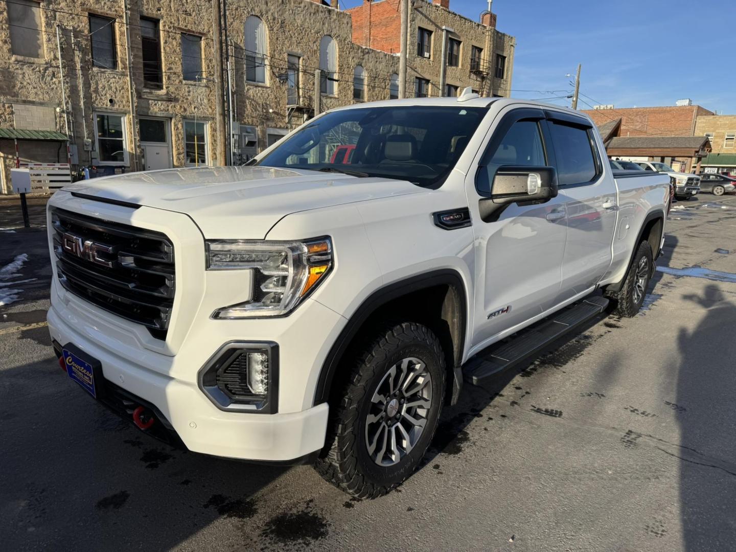 2021 WHITE /Charcoal GMC Sierra 1500 AT4 Crew Cab Short Box 4WD (1GTP9EEL0MZ) with an 6.2L V8 OHV 16V engine, 6A transmission, located at 116 5th Avenue South, Lewistown, MT, 59457, 47.063877, -109.427879 - Looking for a powerful, stylish truck that’s ready to take on any terrain? This 2021 GMC Sierra 1500 Crew AT4 4WD is the perfect choice. With its rugged design and advanced off-road capability, this truck is built to handle the toughest challenges while keeping you comfortable on every drive. Equ - Photo#8