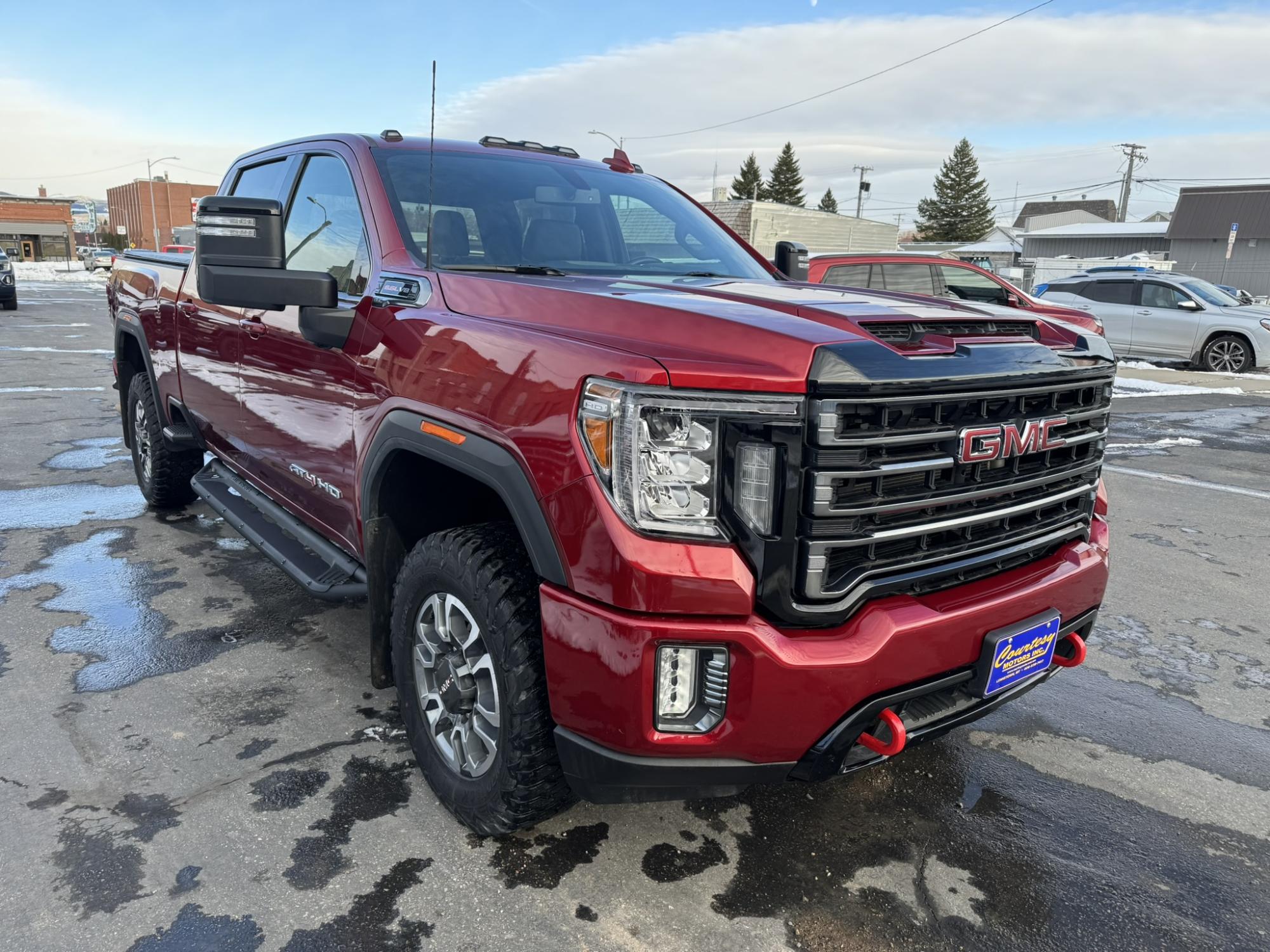 photo of 2022 GMC Sierra 2500HD AT4 Crew Cab 4WD