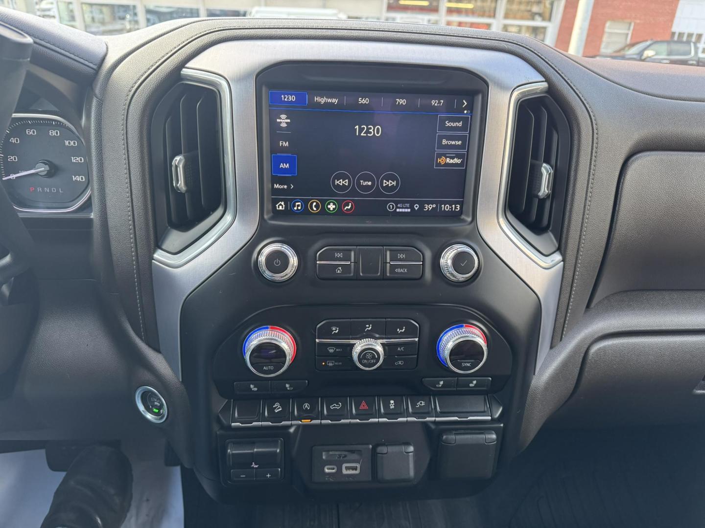 2021 Red /Grey GMC Sierra 1500 SLT Crew Cab Standard Box 4WD (3GTU9DEL9MG) with an 6.2L V8 OHV 16V engine, 6A transmission, located at 116 5th Avenue South, Lewistown, MT, 59457, 47.063877, -109.427879 - Discover the perfect blend of power, luxury, and capability with this 2021 GMC Sierra 1500 Crew Cab SLT 4WD, equipped with a robust 6.2L gas engine. Designed to elevate your driving experience, this truck offers exceptional performance, premium features, and the versatility to tackle any challenge. - Photo#18