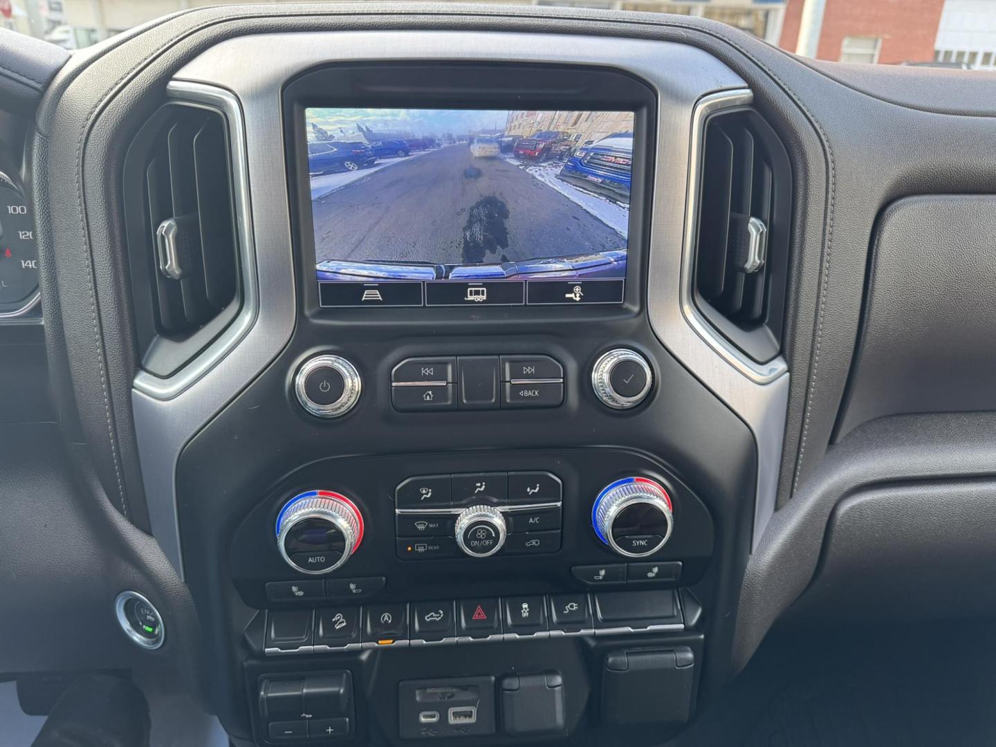 2021 Red /Grey GMC Sierra 1500 SLT Crew Cab Standard Box 4WD (3GTU9DEL9MG) with an 6.2L V8 OHV 16V engine, 6A transmission, located at 116 5th Avenue South, Lewistown, MT, 59457, 47.063877, -109.427879 - Discover the perfect blend of power, luxury, and capability with this 2021 GMC Sierra 1500 Crew Cab SLT 4WD, equipped with a robust 6.2L gas engine. Designed to elevate your driving experience, this truck offers exceptional performance, premium features, and the versatility to tackle any challenge. - Photo#20