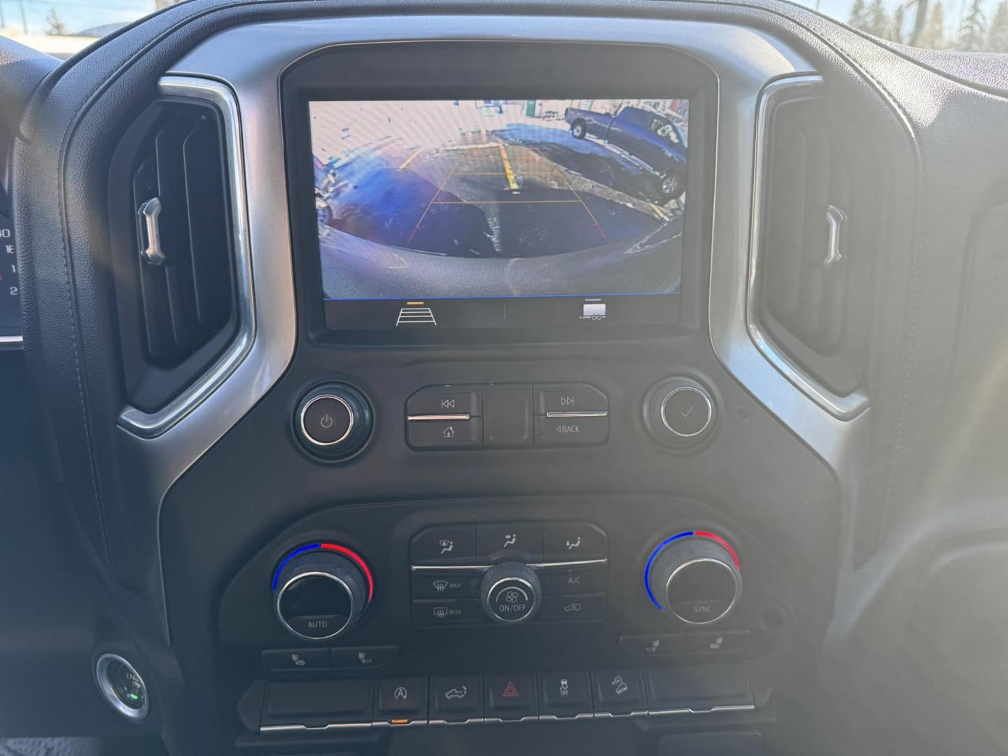 2021 Blue /Charcoal Chevrolet Silverado 1500 RST Crew Cab 4WD (1GCUYEED4MZ) with an 5.3L V8 OHV 16V engine, 6A transmission, located at 116 5th Avenue South, Lewistown, MT, 59457, 47.063877, -109.427879 - Photo#16