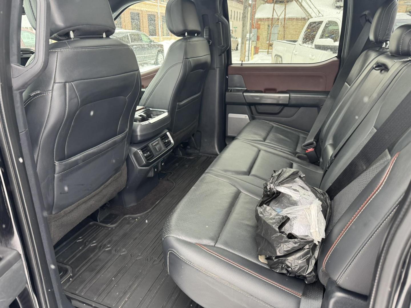 2021 Black /Black Ford F-150 XL SuperCrew 6.5-ft. Bed 4WD (1FTFW1ED6MF) with an 3.5L V6 DOHC 16V HYBRID engine, 6A transmission, located at 116 5th Avenue South, Lewistown, MT, 59457, 47.063877, -109.427879 - Upgrade to power, efficiency, and luxury with this 2021 Ford F-150 Lariat SuperCrew 4WD Hybrid. Designed for strength and innovation, this truck features a powerful yet fuel-efficient hybrid engine that delivers outstanding performance without compromising capability. The spacious SuperCrew cab prov - Photo#8