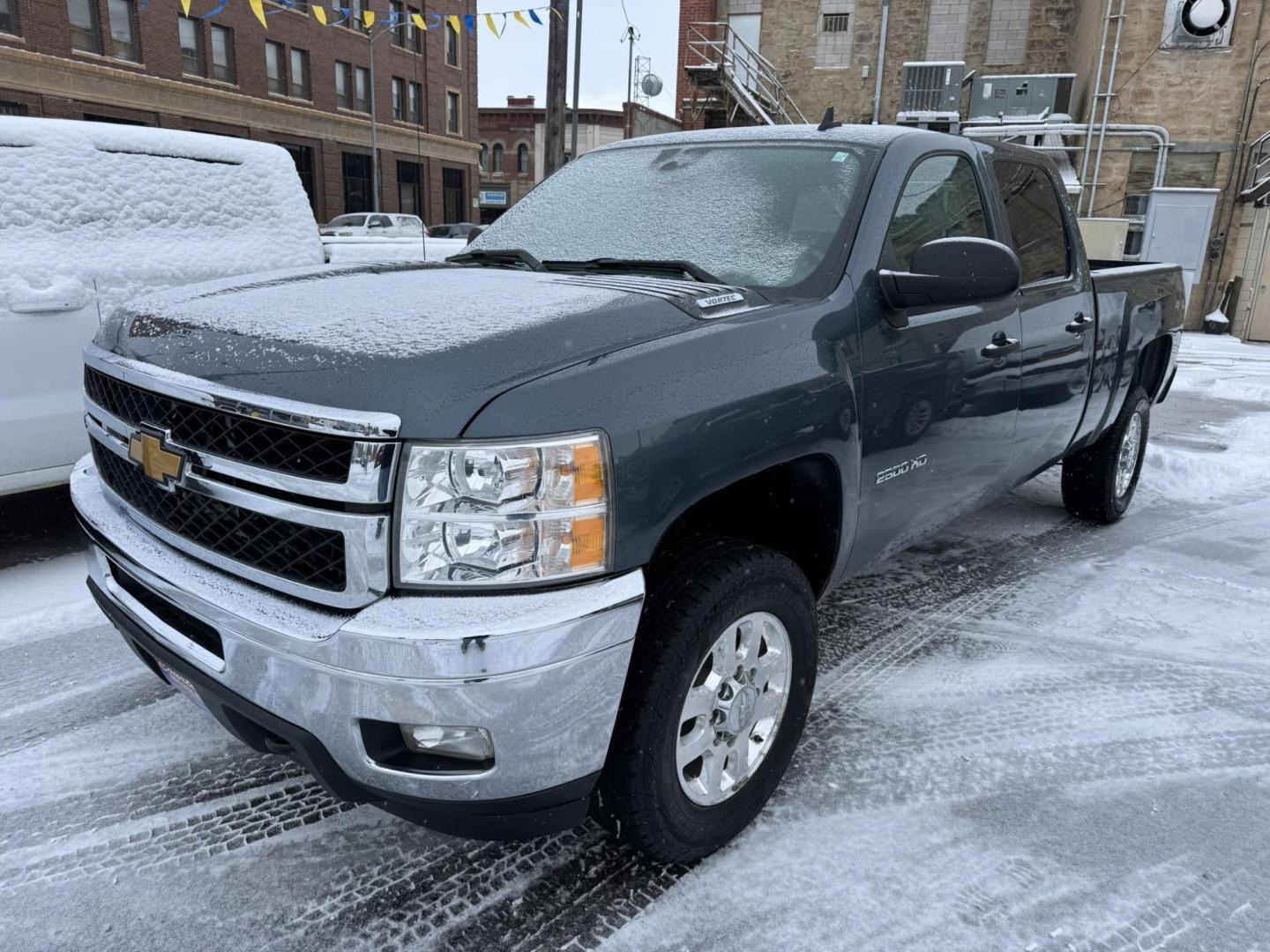 2014 Blue /Grey Chevrolet Silverado 2500HD LT Crew Cab 4WD (1GC1KXCG6EF) with an 6.0L V8 OHV 16V FFV engine, 6-Speed Automatic transmission, located at 116 5th Avenue South, Lewistown, MT, 59457, 47.063877, -109.427879 - Photo#0