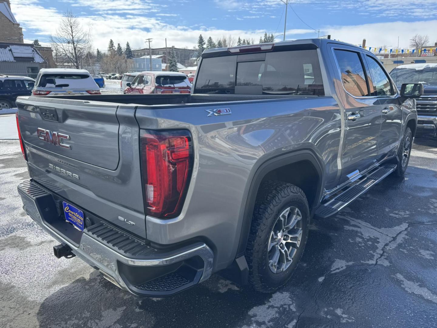 2020 Grey /Black GMC Sierra 1500 SLT Crew Cab Short Box 4WD (1GTU9DED5LZ) with an 5.3L V8 OHV 16V engine, 6A transmission, located at 116 5th Avenue South, Lewistown, MT, 59457, 47.063877, -109.427879 - 2020 GMC Sierra 1500 Crew Cab SLT 4WD—powerful, refined, and built to handle anything you throw its way. This truck combines rugged capability with premium comfort, featuring a bold exterior, a spacious crew cab, and a luxurious leather-appointed interior. Equipped with a strong V8 engine, advance - Photo#2