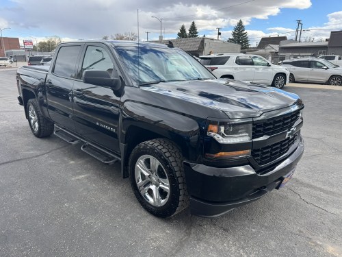 2018 Chevrolet Silverado 1500 Custom Crew Cab 4WD